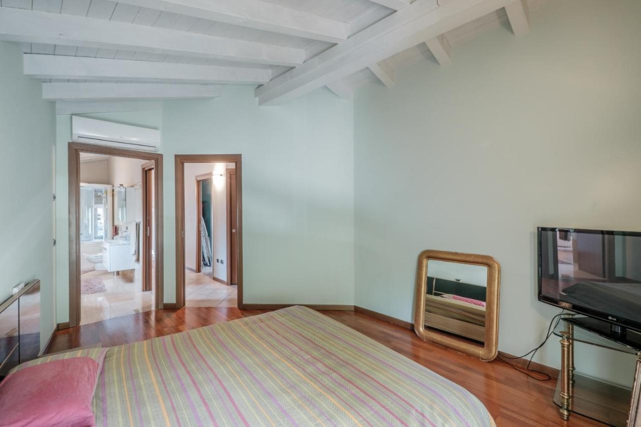 サーレ・マラジーノCasa Danaアパートメント エクステリア 写真